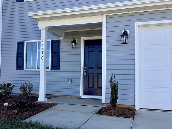 2nd image of 3910 Bissett Way