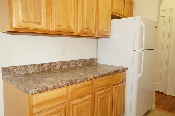 Rented by Norman Raindel, LREB | media 71