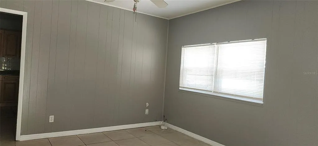 3 bed, 1.5 bath, 1013 sqft, $2,000 — Photo 3