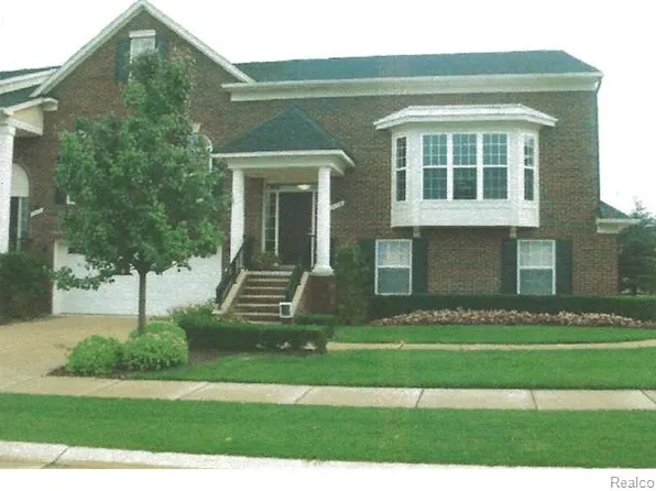 776 Paint Creek Dr #1, Troy, MI 48085