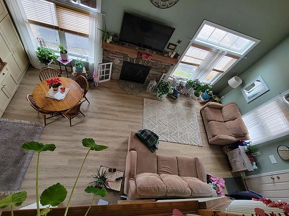 3rd image of 7561 Sandy Harbor Dr