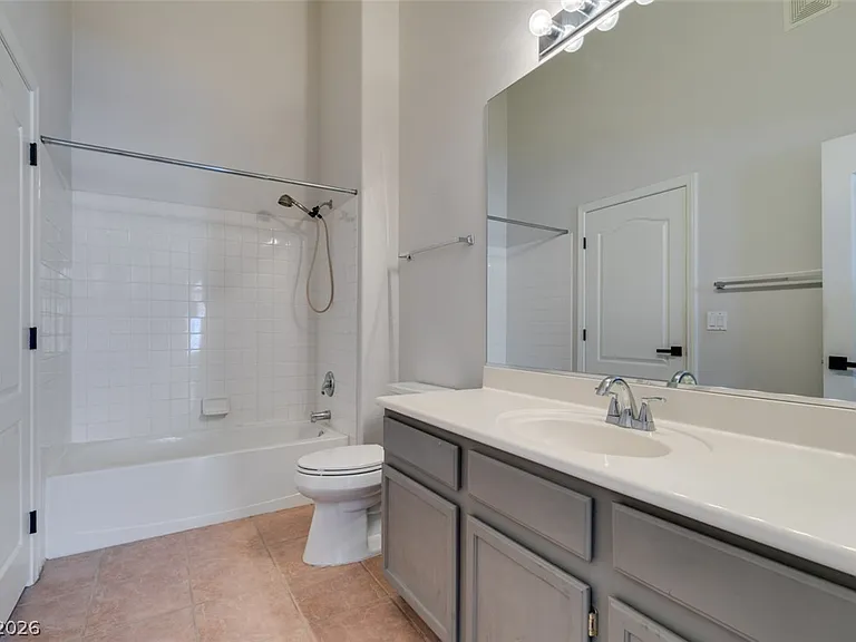 700 Carnegie St #421 — Photo 32