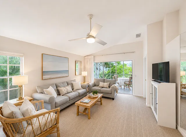 1295 Sweetwater Cv #201