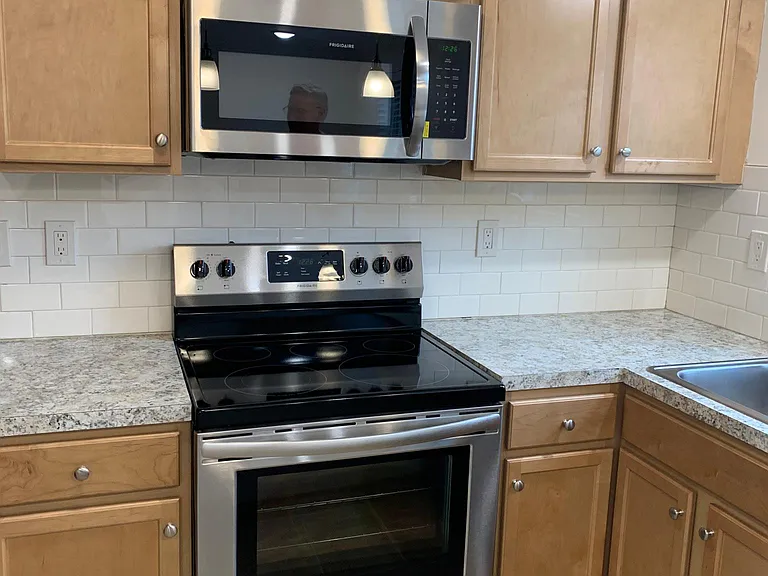 68 Wehrle Dr #6 — Photo 14