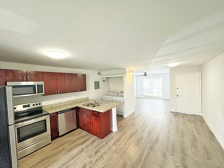 4447 Treehouse Ln #17C — Photo 1