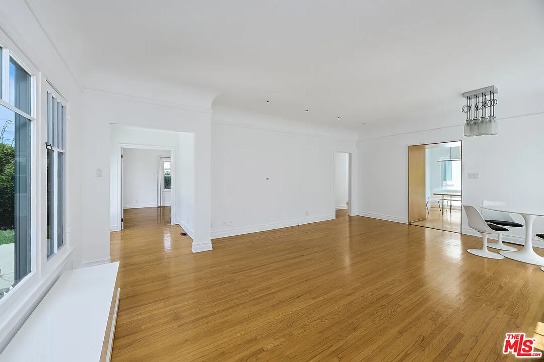 4 bed, 3.0 bath, 2321 sqft, $15,000 — Photo 4