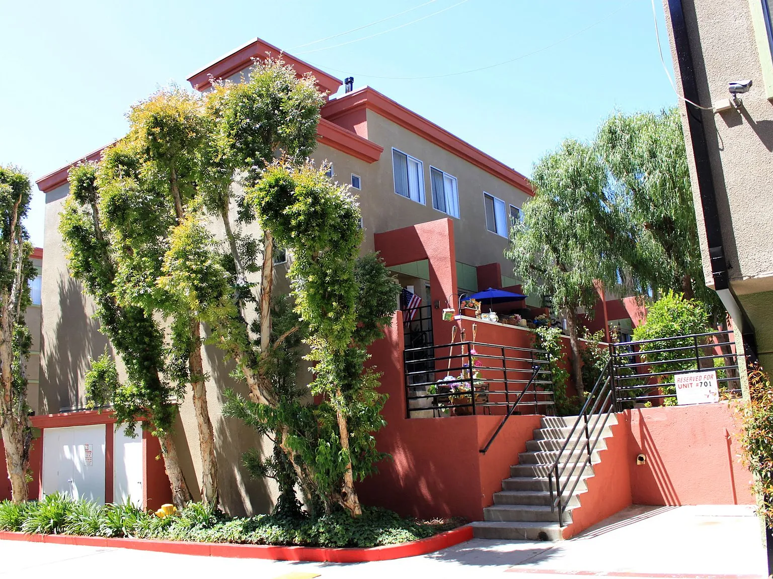 Valley Village So. Apartments — Photo 1