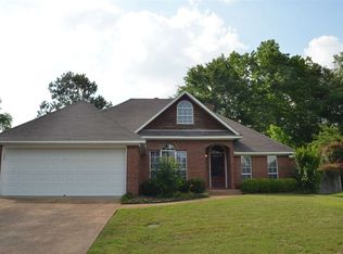 113 Rosebud Dr, Brandon, MS 39047