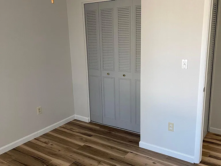 3443 E Poinsettia Dr — Photo 12