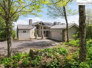 905 Oak Ridge Dr, Linville, NC 28646