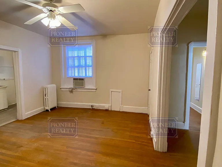 3110 Kensington Ave #4 — Photo 12