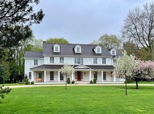4 Berry Ln, Darien, CT 06820