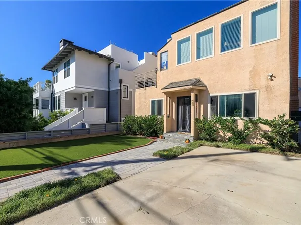 921 5th St, Hermosa Beach, CA 90254