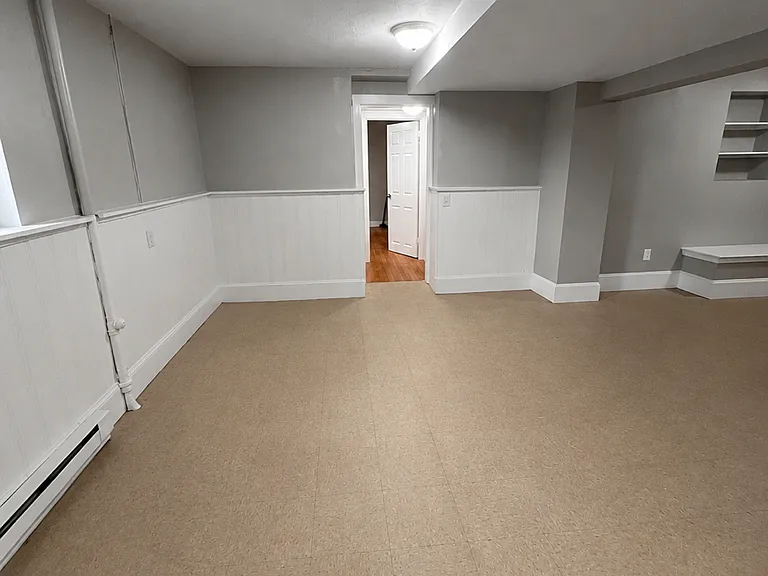 240 Robbins St #1 — Photo 5