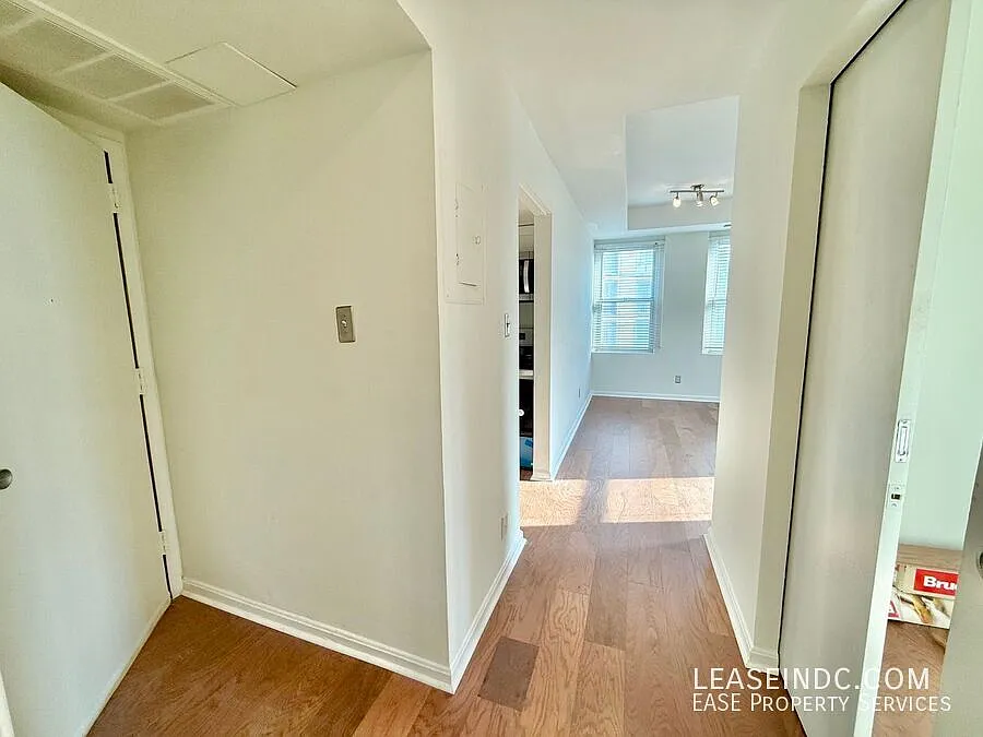 1 bed, 650 sqft, $2,550 — Photo 3