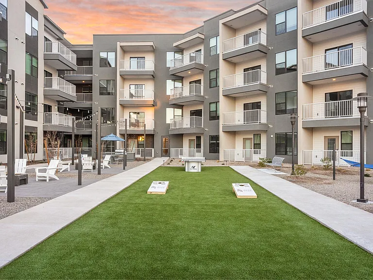 Alta Rise — Photo 27