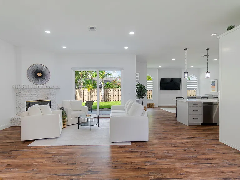 13590 Jonquil Pl — Photo 1