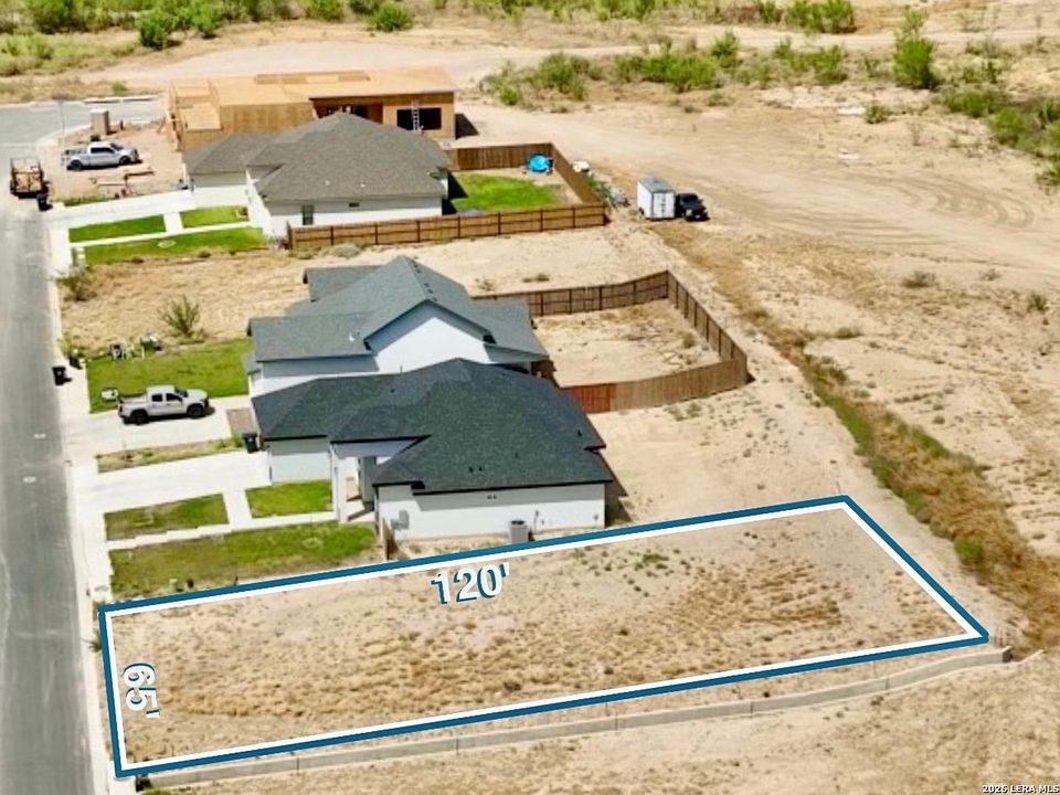 1st image of 713 ENCINAL DR LOT 9