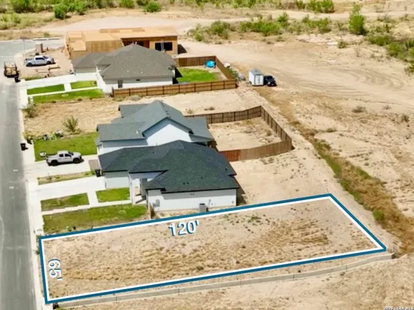 713 ENCINAL DR LOT 9, Eagle Pass, TX 78852