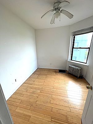 5th image of 21-05 33rd St #5E