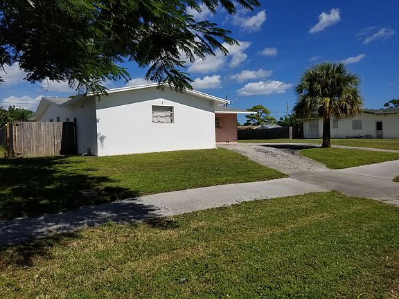 3rd image of 4125 Waterway Dr