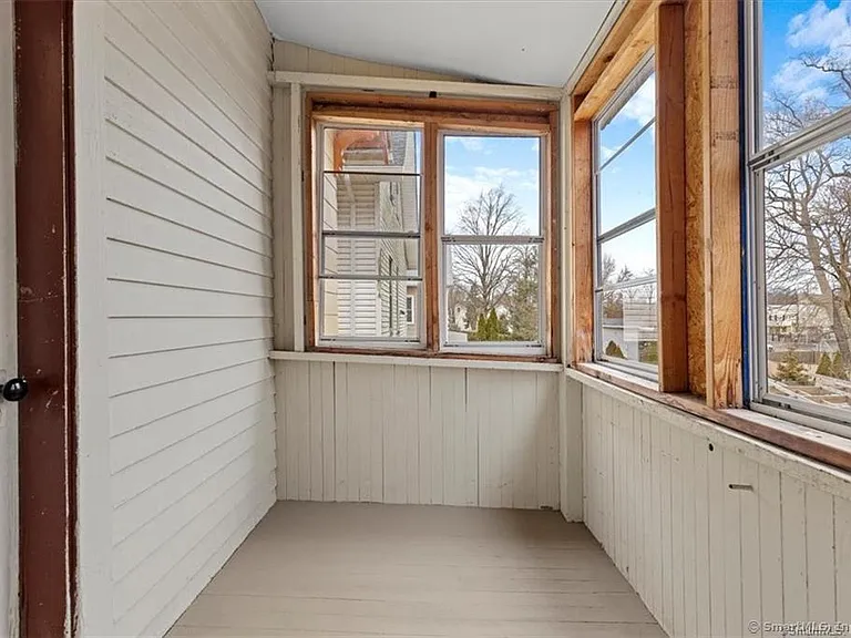 55 Admiral St #2 — Photo 32