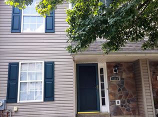 5004 Esther Reed Dr, Doylestown, PA 18902