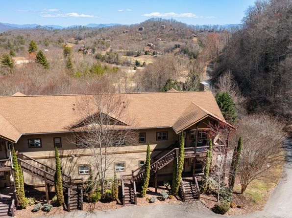 295 Sawgrass Dr #4, Whittier, NC 28789
