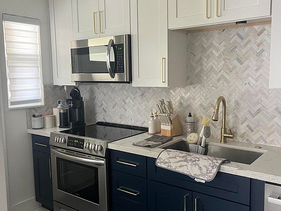 3rd image of 2701 NE 1ST Street #209