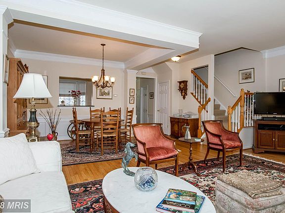 4th image of 7721 Mary Beth Way