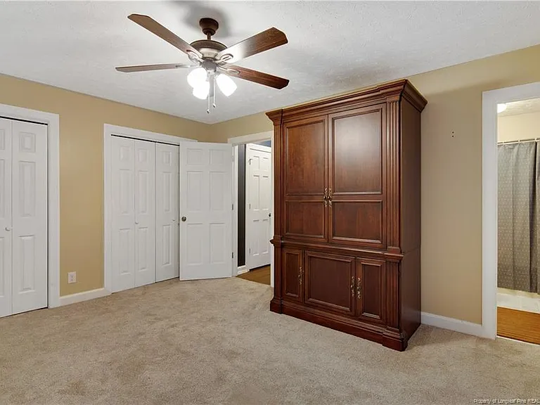 405 Bannerman Ct — Photo 23