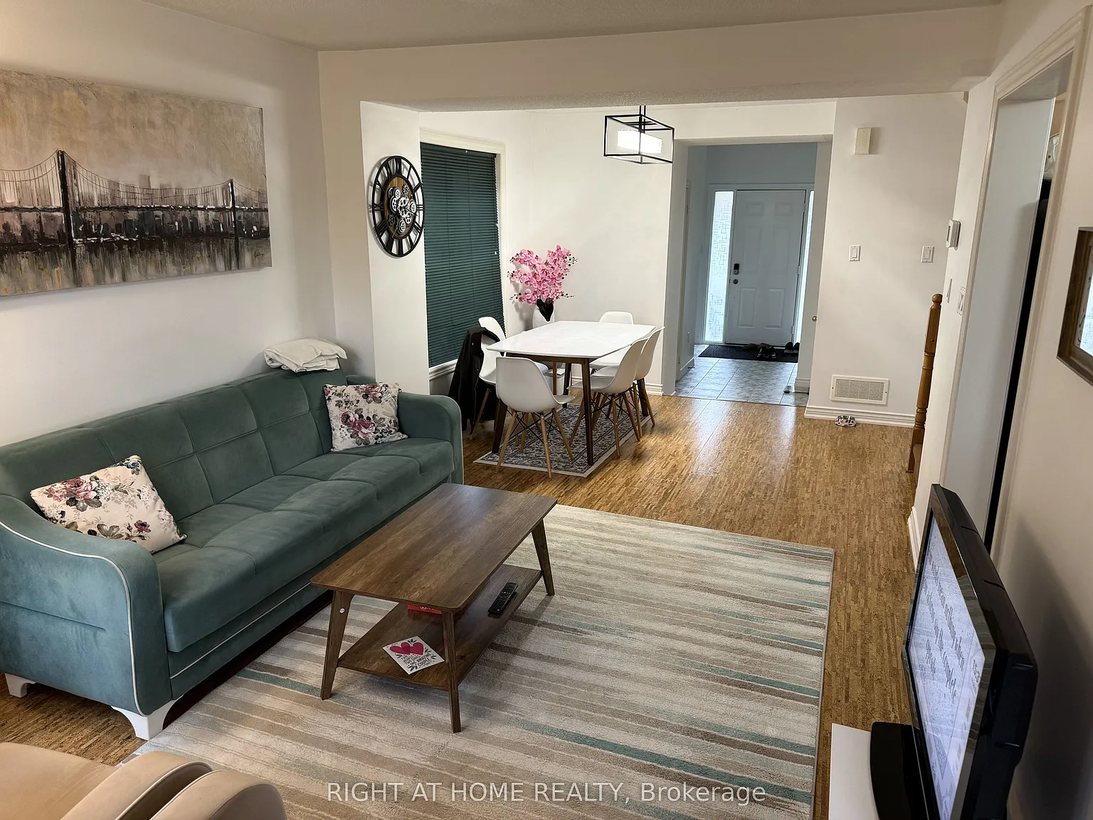 4 bed, $2,850 — Photo 3
