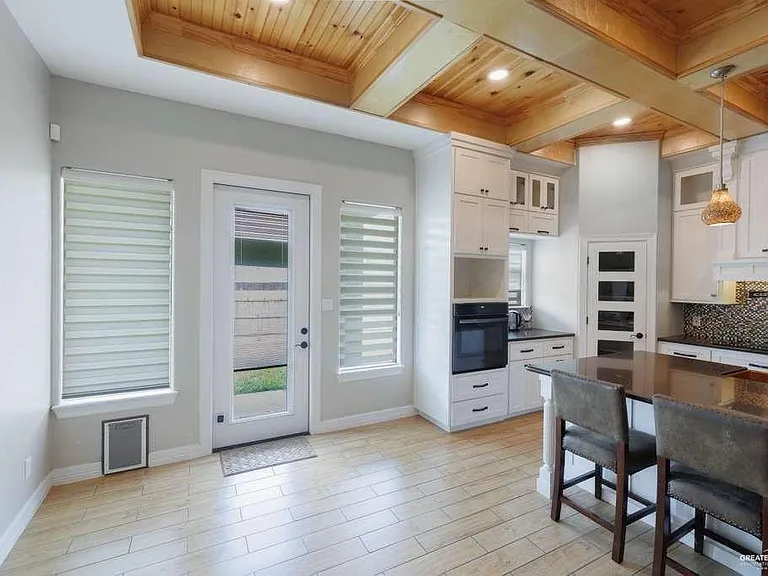 4012 Santa Fe St — Photo 11