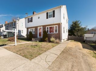 98 Wilcox Ave, Pawtucket, RI 02860
