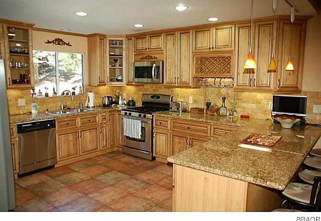1st image of 412 Cumberland Dr