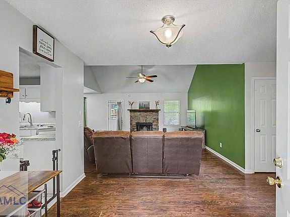 5th image of 503 Creek View Dr