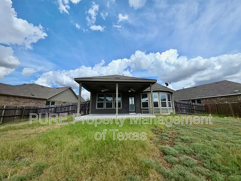 205 Methodius Dr — Photo 32