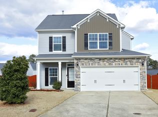 508 Gumview Cir, Fuquay Varina, NC 27526