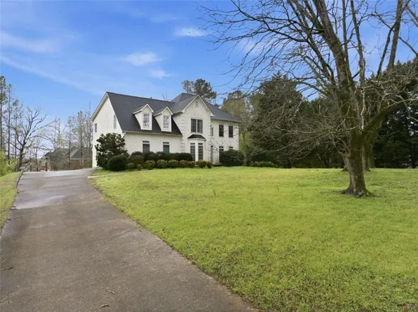 110 Varsailles Pl, Ellenwood, GA 30294