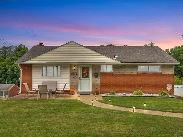 5260 Ranchview Dr, Pittsburgh, PA 15236