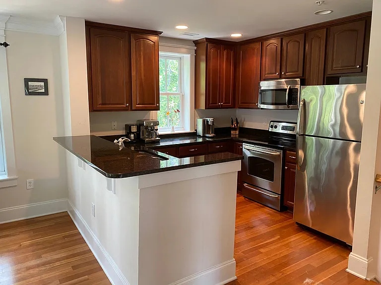 716 S Shelmore Blvd #200 — Photo 3