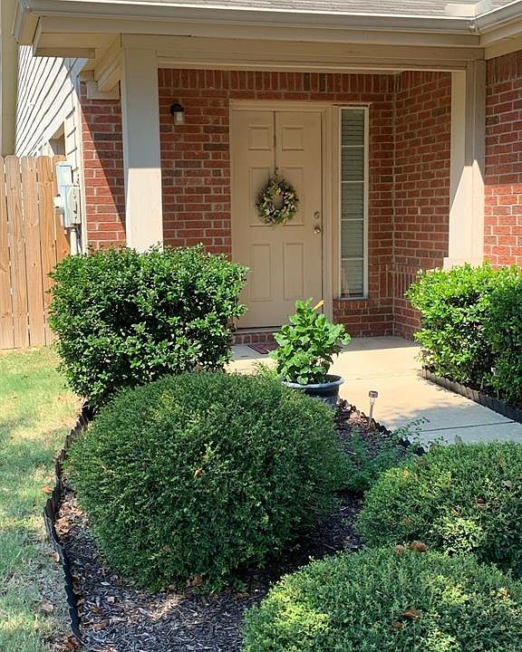 1st image of 7409 Lazy Spur Blvd