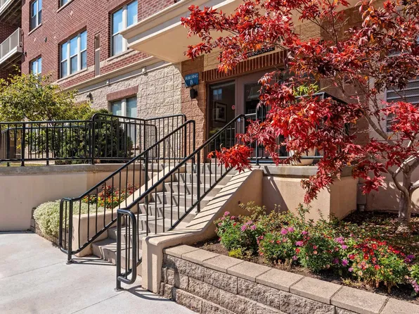 118 S Washington St #108B, Green Bay, WI 54301