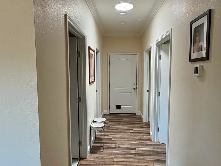 4426 Buena Vista Ln — Photo 14