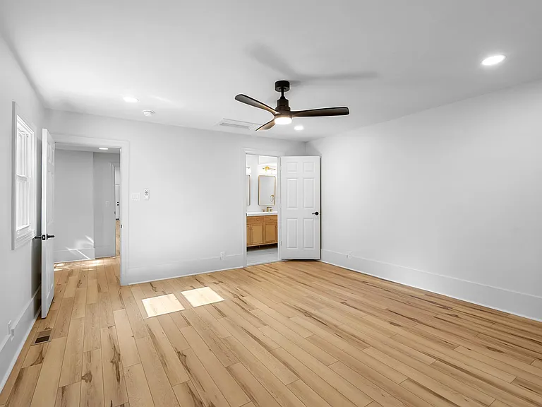 6 Green St — Photo 25