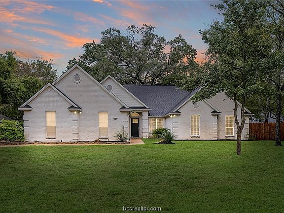 2nd image of 2602 Greenberry Cir