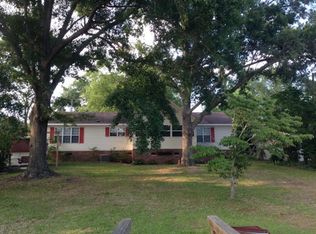 1214 James Loop Rd, Manning, SC 29102