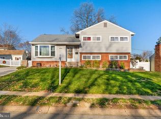 45 S Dickens Rd, Claymont, DE 19703