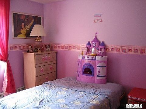 4th image of 11882 Metropolitan Ave APT 6F