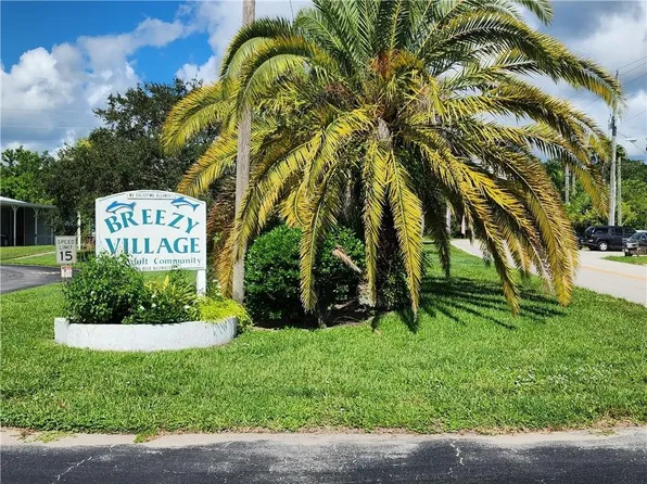 9735 61st Pkwy, Sebastian, FL 32958